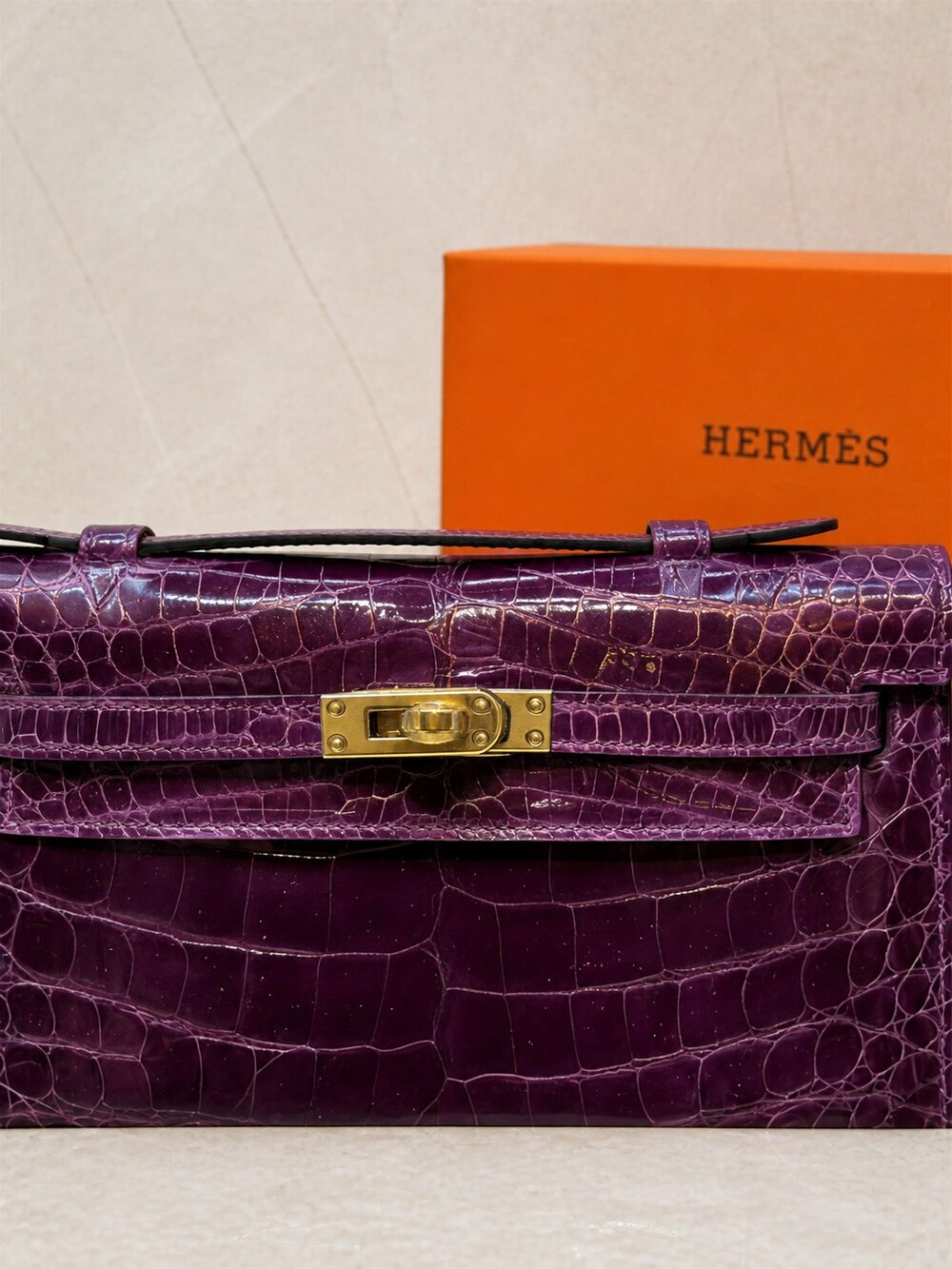 Hermes Kelly Pochette Purple Crocodile Leather Clutch - Picture 6 of 6